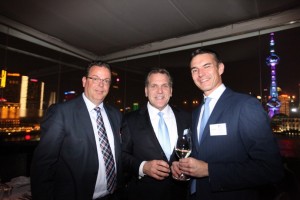 Left to right: LIASE Group, President, Wolfgang Doell; LIASE Group, Managing Director Americas, John Bukowicz; and, MI-Verlage moderne Industrie, Publishing Director, Stefan Waldeisen.