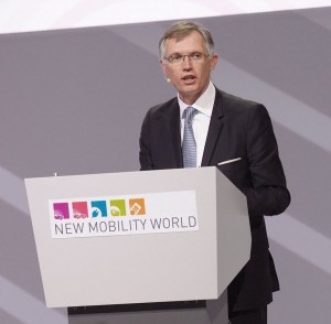 PSA CEO Carlos Tavares speaking at the New Mobility World Forum. Connectivity and autonomy were ubiquitous at the Motor Show in Frankfurt. 150 technology companies, automotive companies, and mobile service providers gathered at a new exhibition area called the “New Mobility World’ to highlight the mobility of tomorrow. The Exhibit revolved around 5 topics, “Connected Car,” “Automated Driving,” “E-Mobility,” “Urban Mobility,” and “Mobility Services.” G7 transportation ministers gathered on September 17 at the “New Mobility World” forum. Key executives expected at the exhibition included PSA CEO Carlos Tavares, Chris Urmson, the head of Google’s driverless car program, and Mike McNamara, CEO of the electronics giant Flex (formerly Flextronics).
