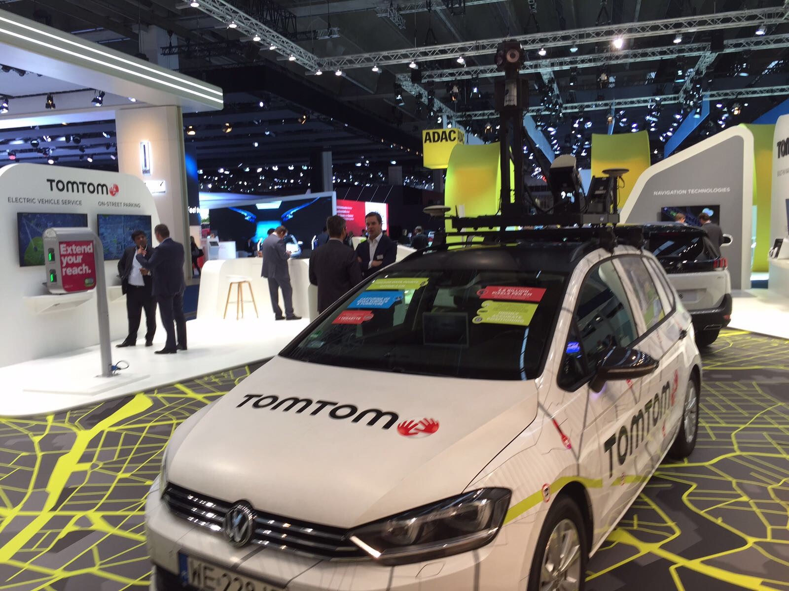 TomTom announced a deal with Daimler who will use TomTom maps for its infotainment platform in North America. They also showcase their real-time EV charging service, which has been developed to help EV drivers to make informed decisions about when and where to charge their vehicles, reducing range anxiety.
