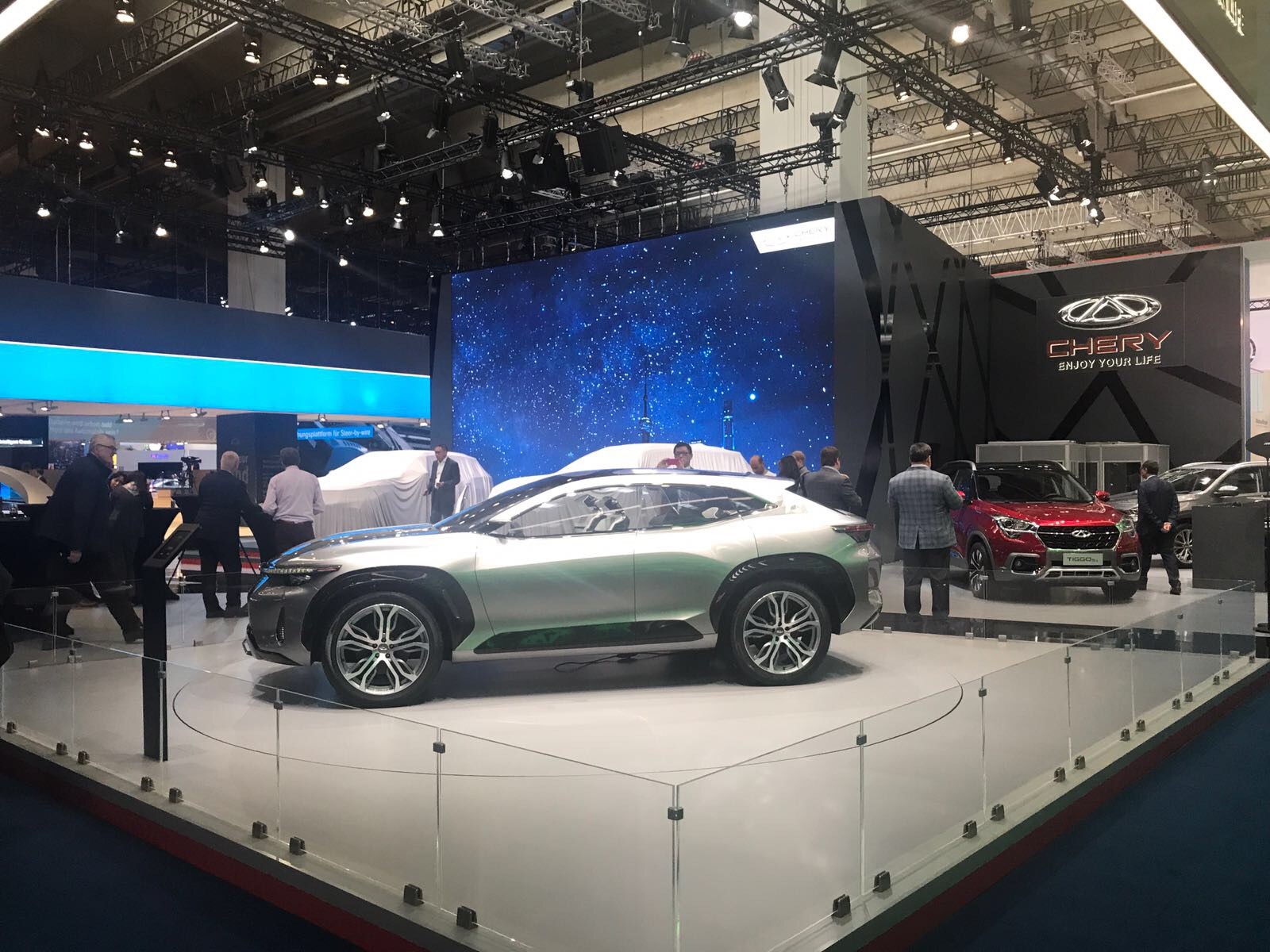 A picture of Chery’s Exeed Tx unveiled at the 2017 IAA in Frankfurt.